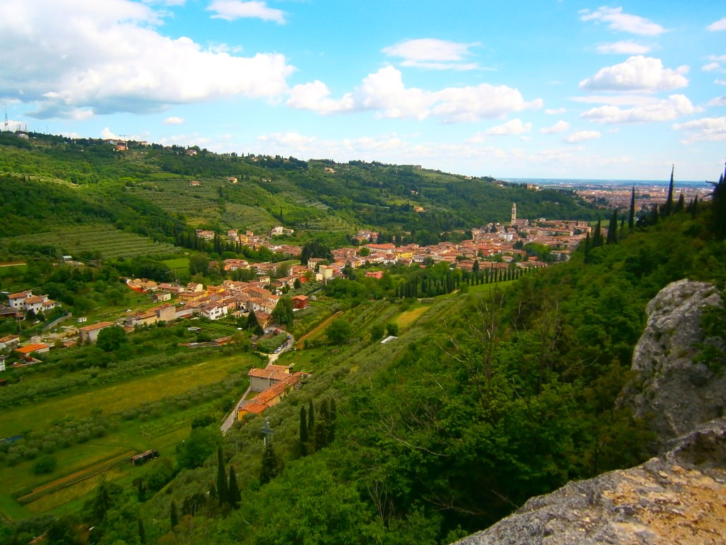 2-Avesa e la natura che la circonda